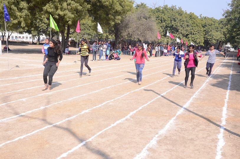 Bhagini Nivedita College Sports Day photo 3